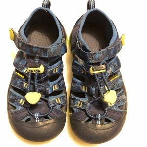 Keen Newport waterproof blue sandals